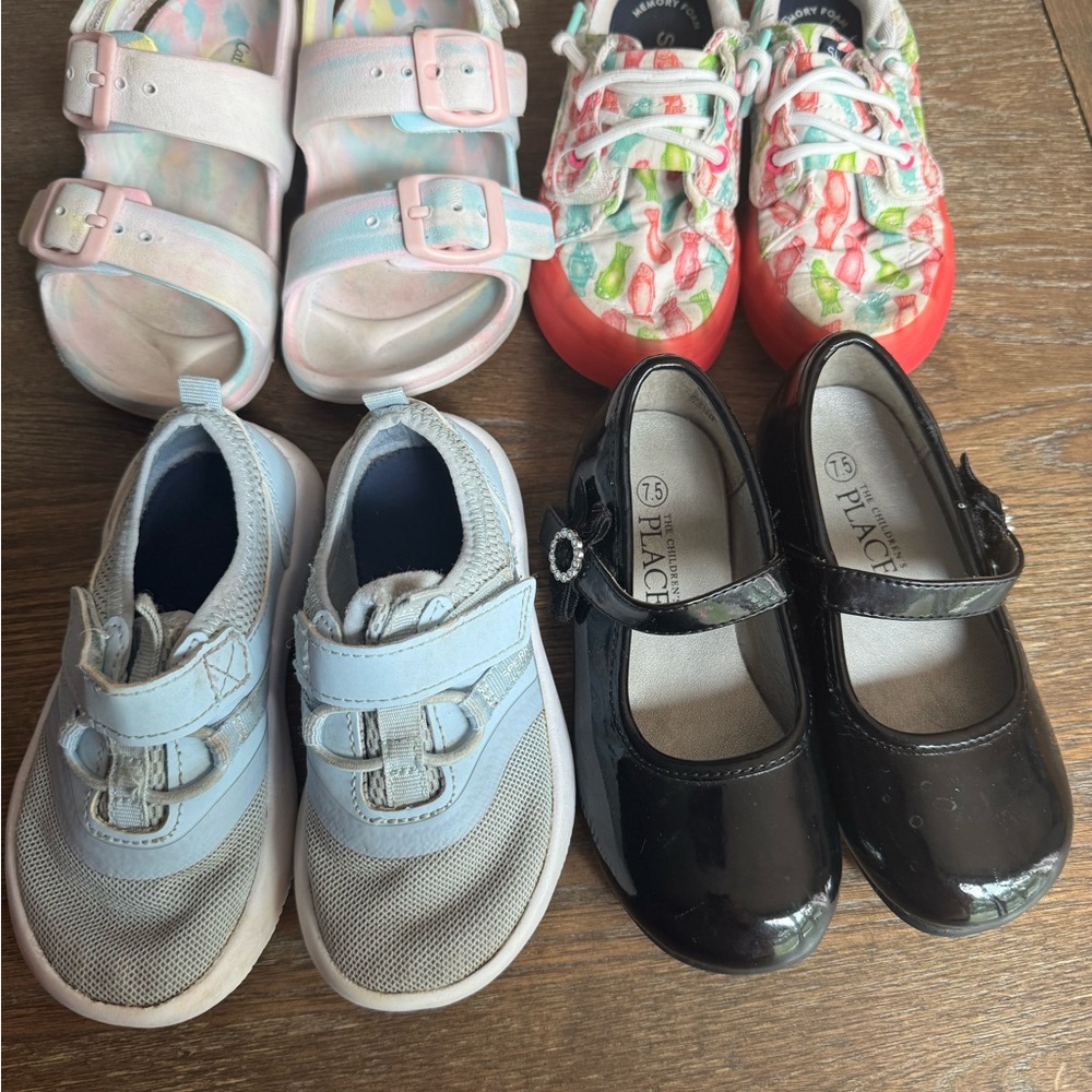 Bundle of toddler girl size 7 shoes